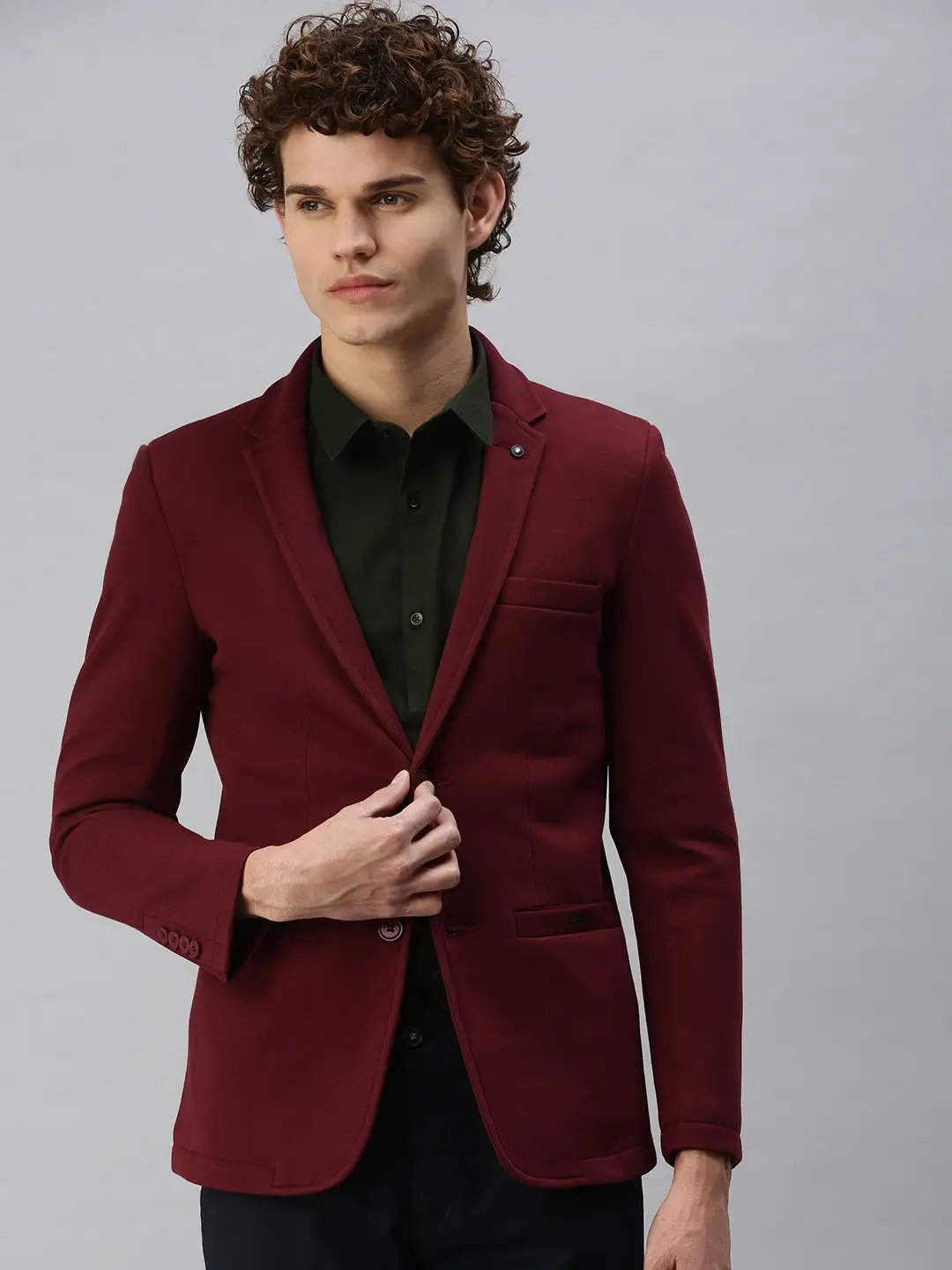 Men's Maroon Solid Casual Single-Breasted Slim-Fit Blazer - from SHOWOFFFF