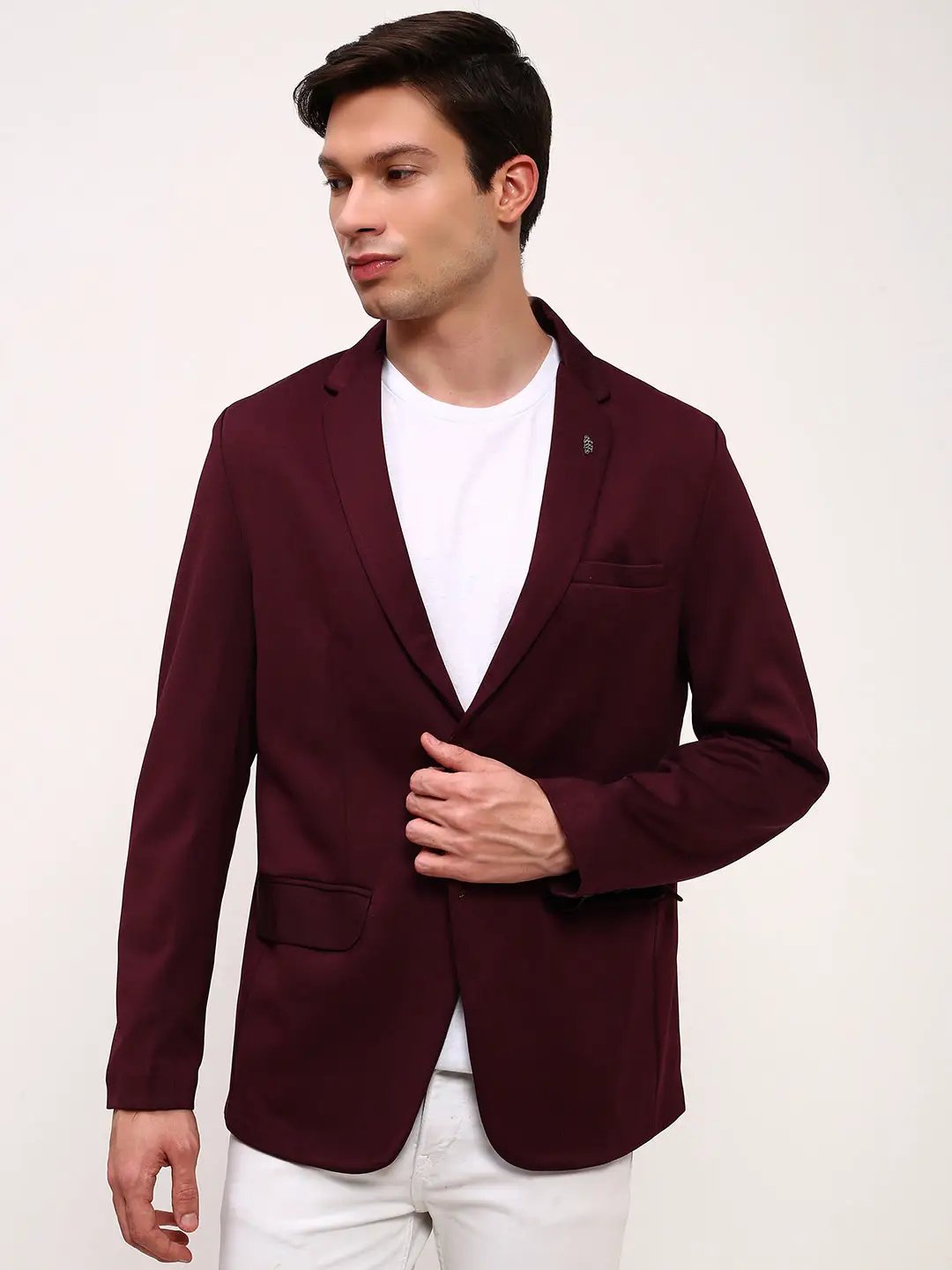 Men's Maroon Solid Single Breasted Party Blazers