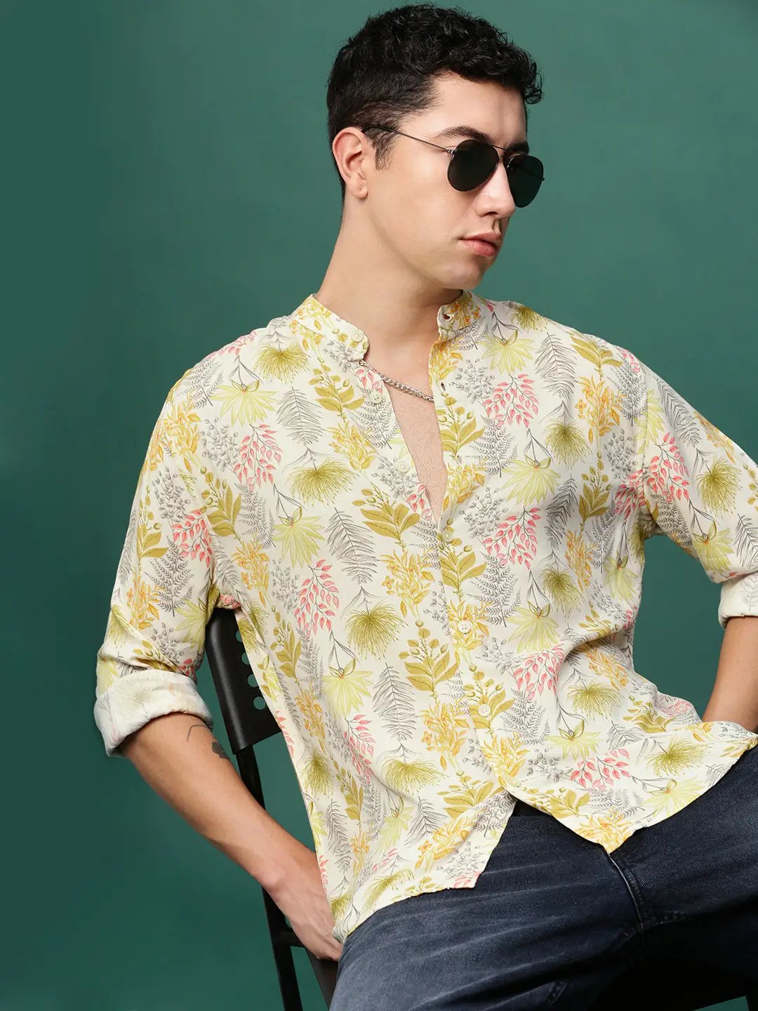 Men's Cream Floral Slim Fit Casual Shirt