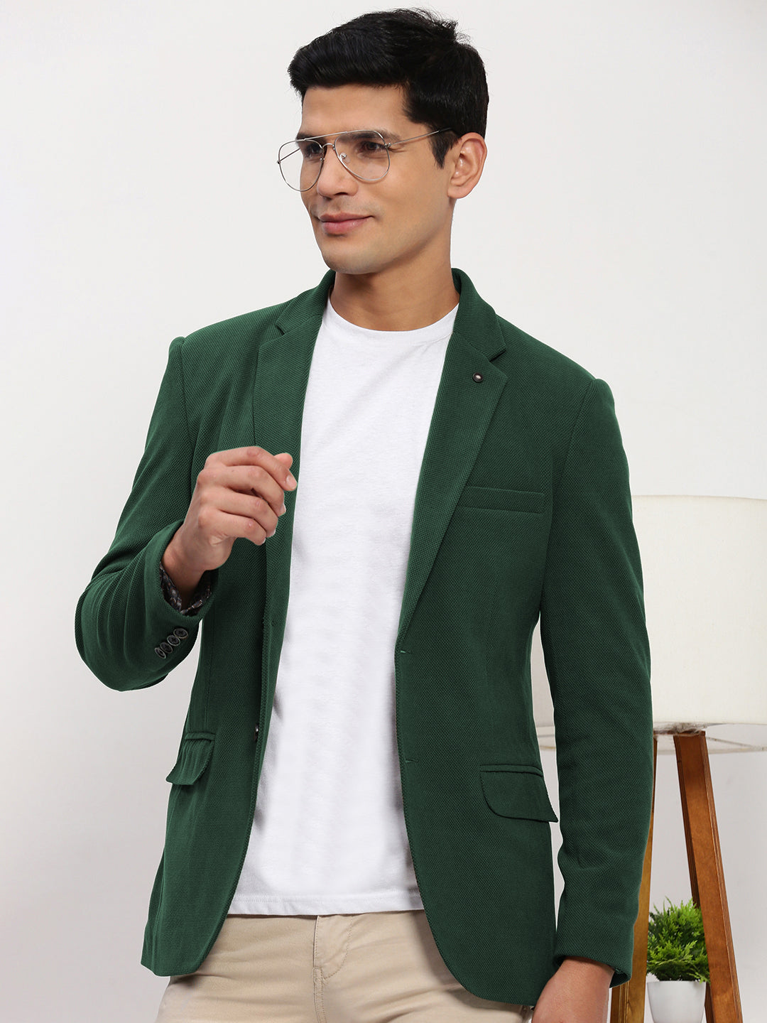 Buy Men's Dark Green Solid Single Breasted Blazer Online Showoffff