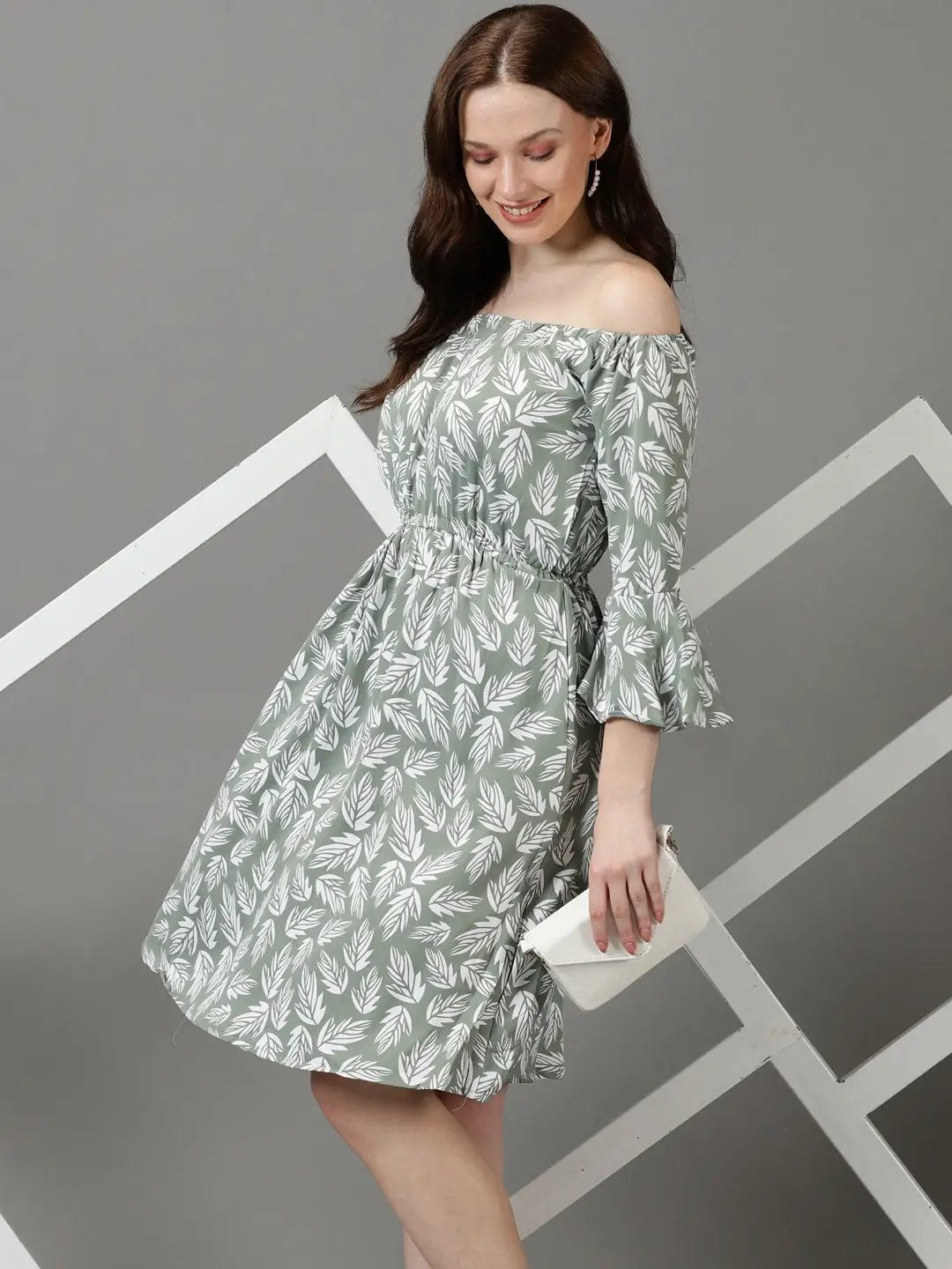 slim fit dress slacks Women Tie and Dye Print Bell Sleeves Fit & Flare Dress M