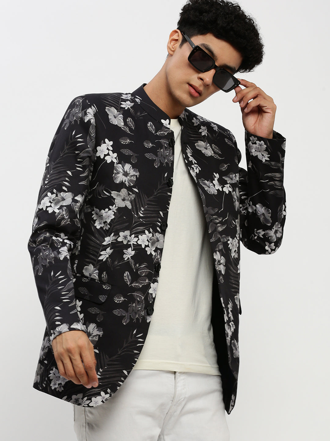 Buy Men's Black Floral Printed Bandhgala Slim Fit Blazer Online