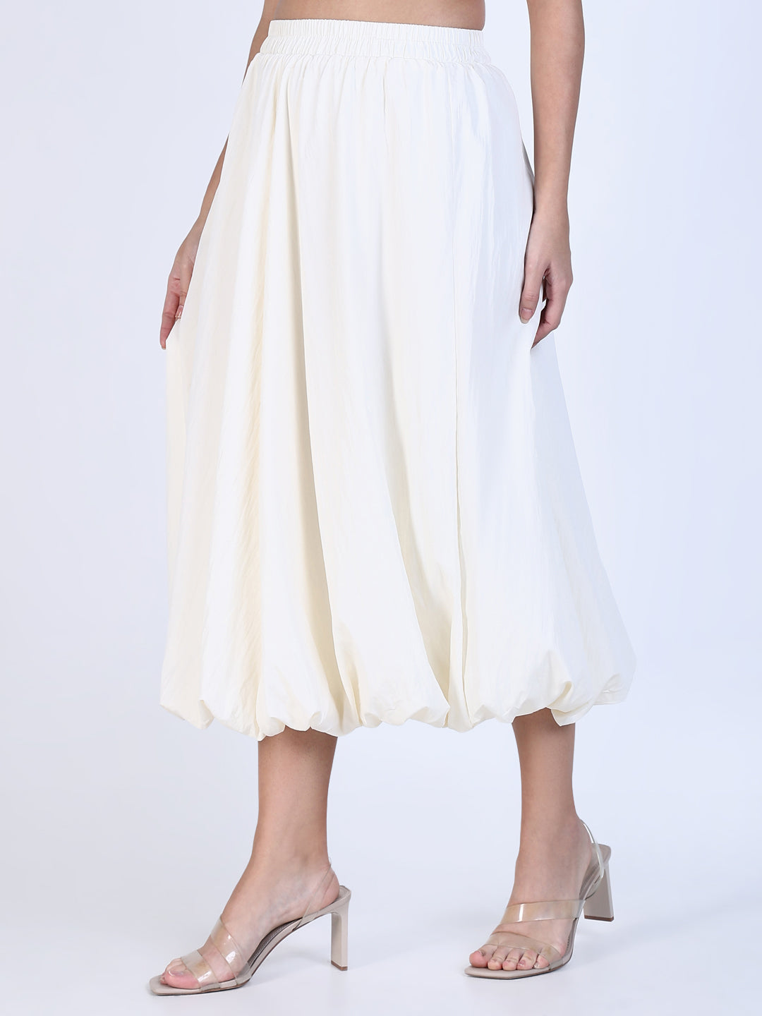 Women Cream Solid Balloon Skirt