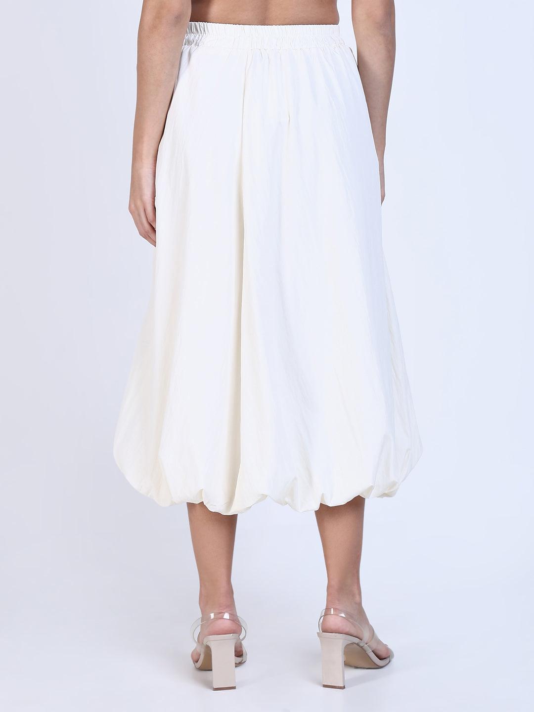 Women Cream Solid Balloon Skirt