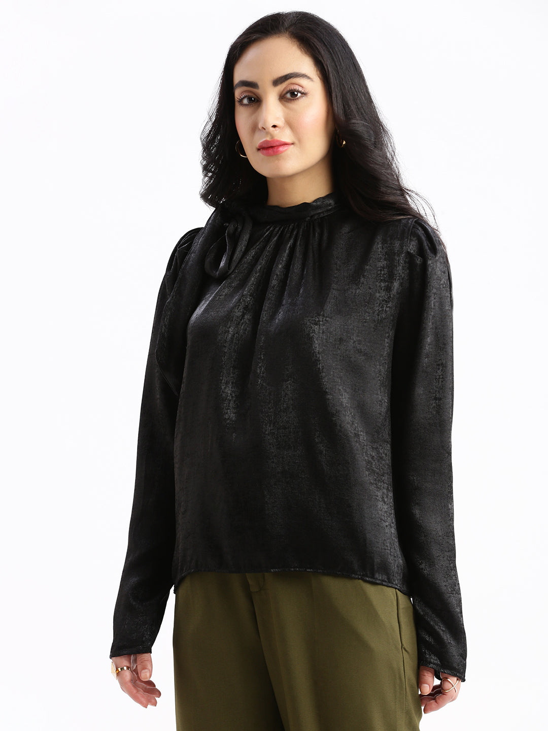 Women Solid Black Top