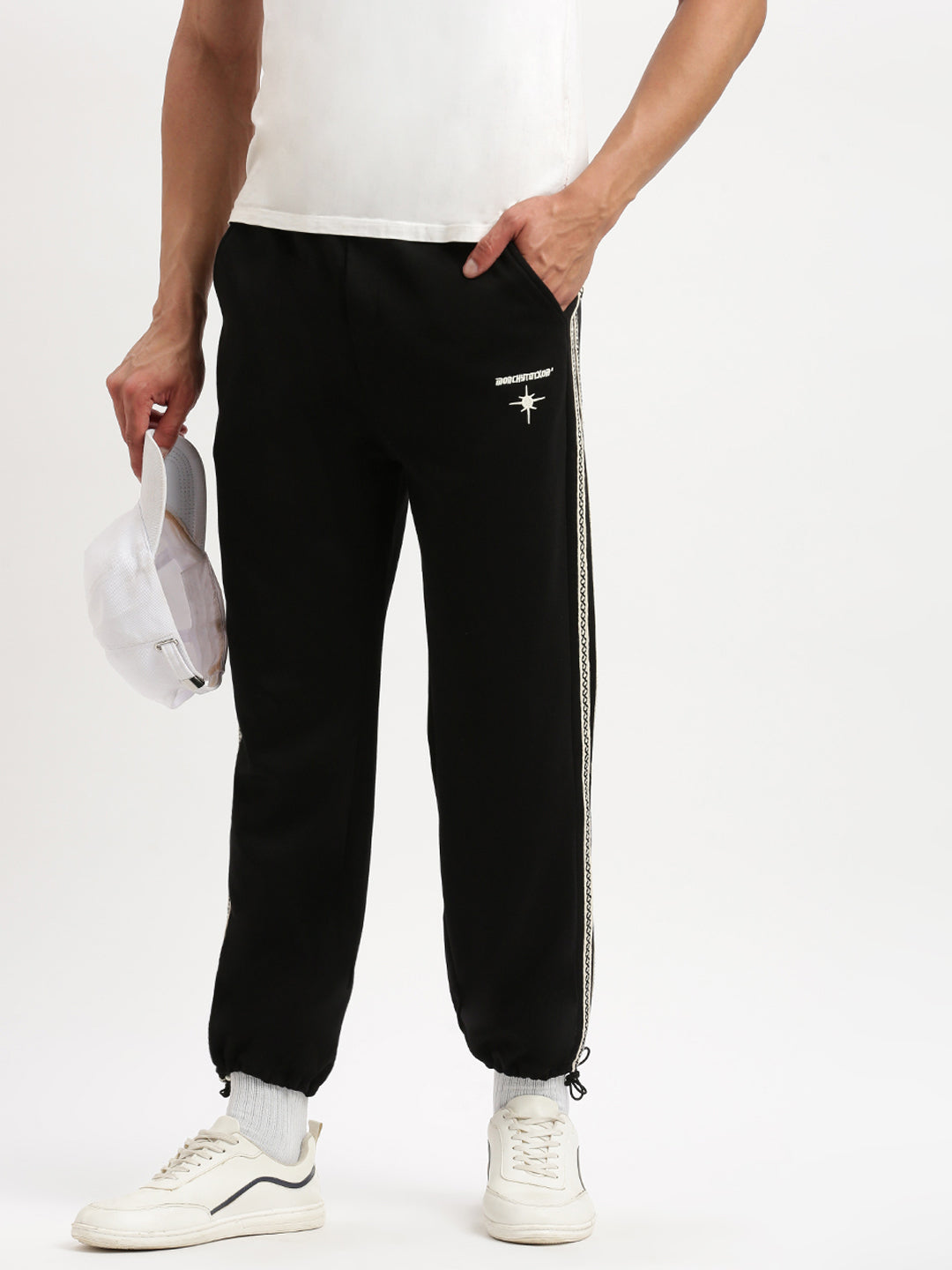 Men Slim Fit Solid Black Track Pant