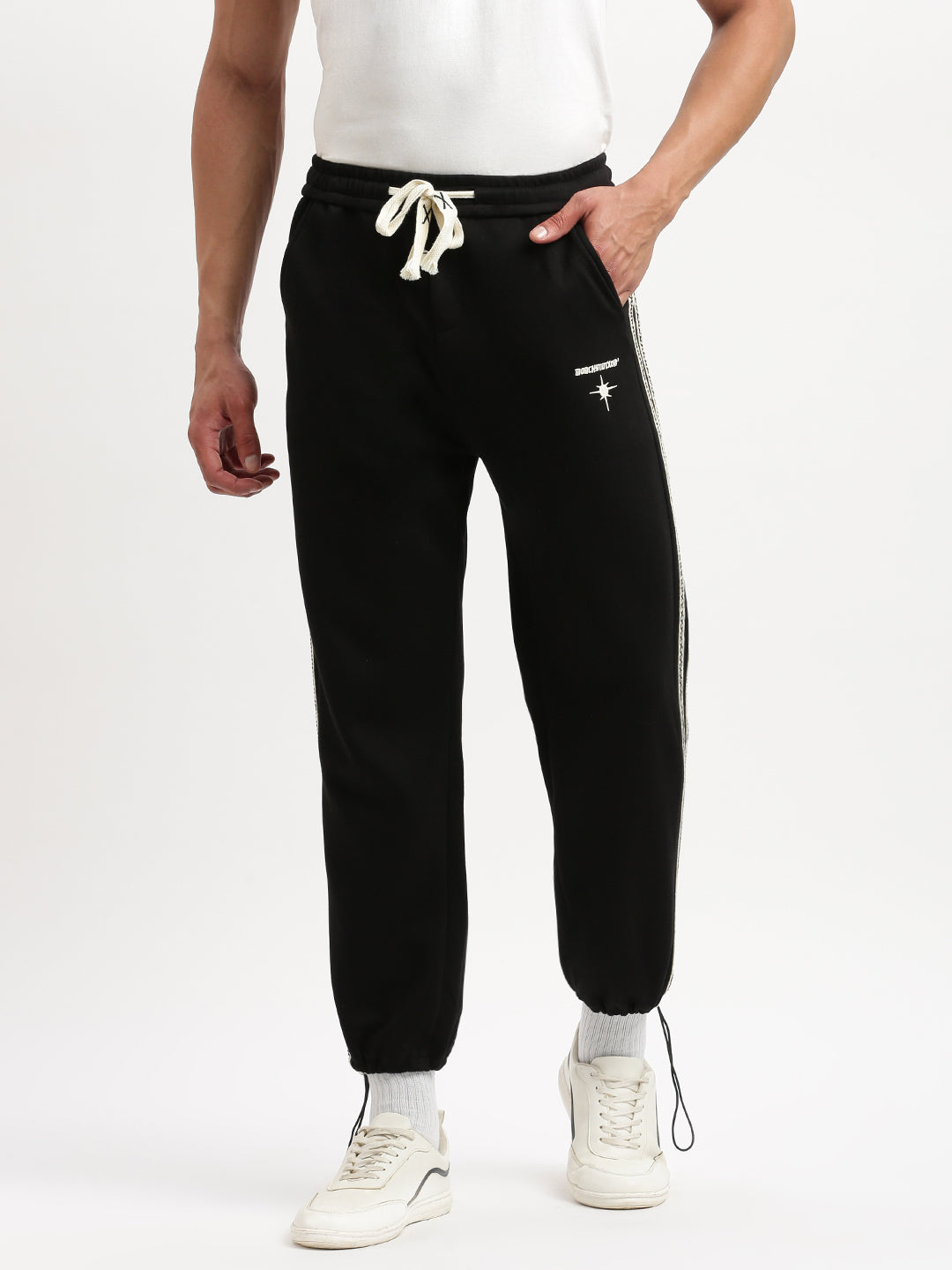 Men Slim Fit Solid Black Track Pant