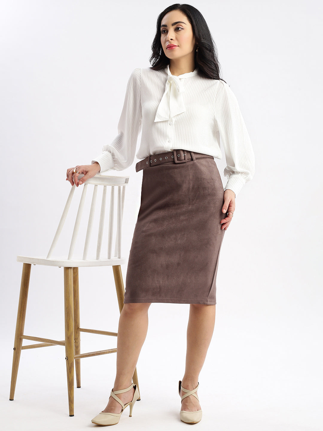 Women Solid Grey Pencil Midi Skirt with Belt