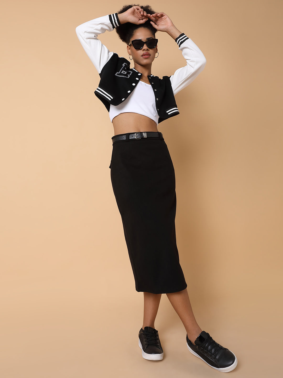 Women Solid Black Midi Skirt with Belt