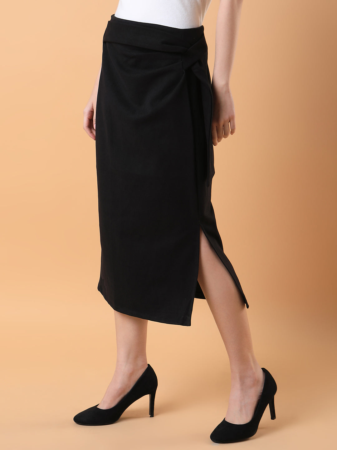 Women Solid Black Straight Midi Skirt