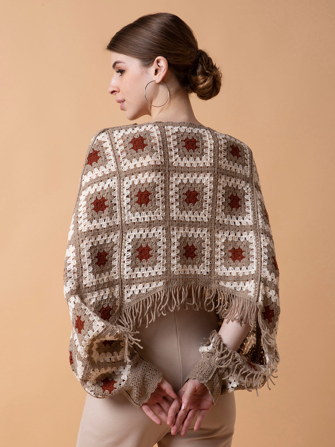 Women's Self Design Beige Crochet Crop Top