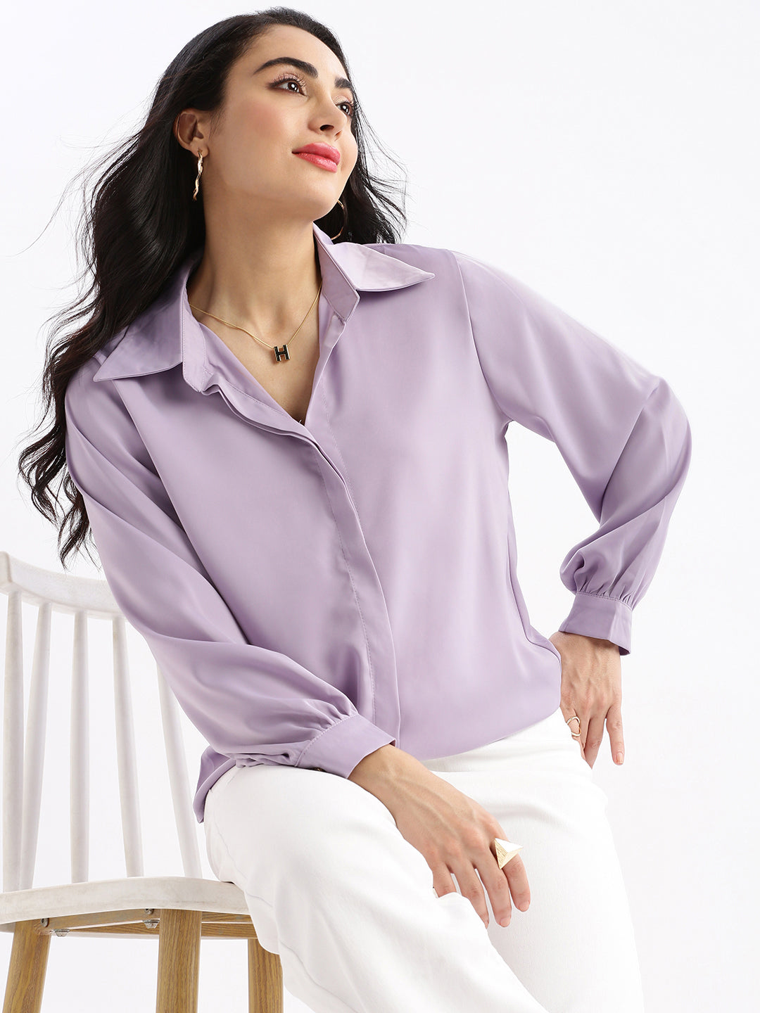 Women Solid Lavender Shirt with Neck Chain