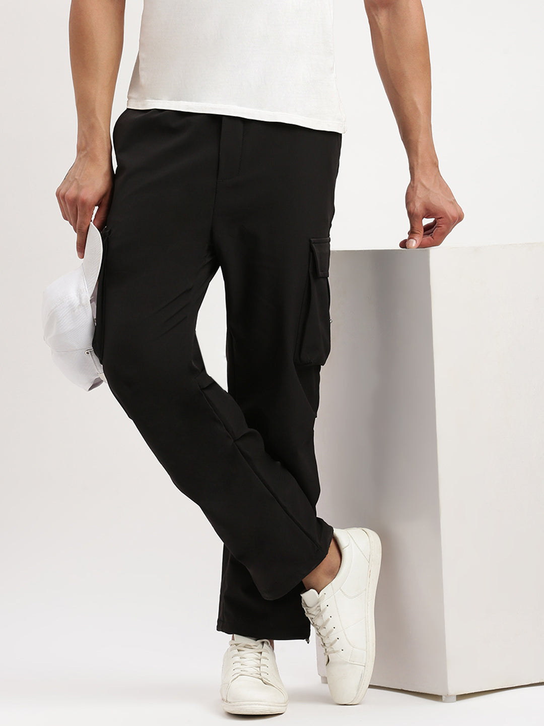 Men Slim Fit Solid Black Track Pant