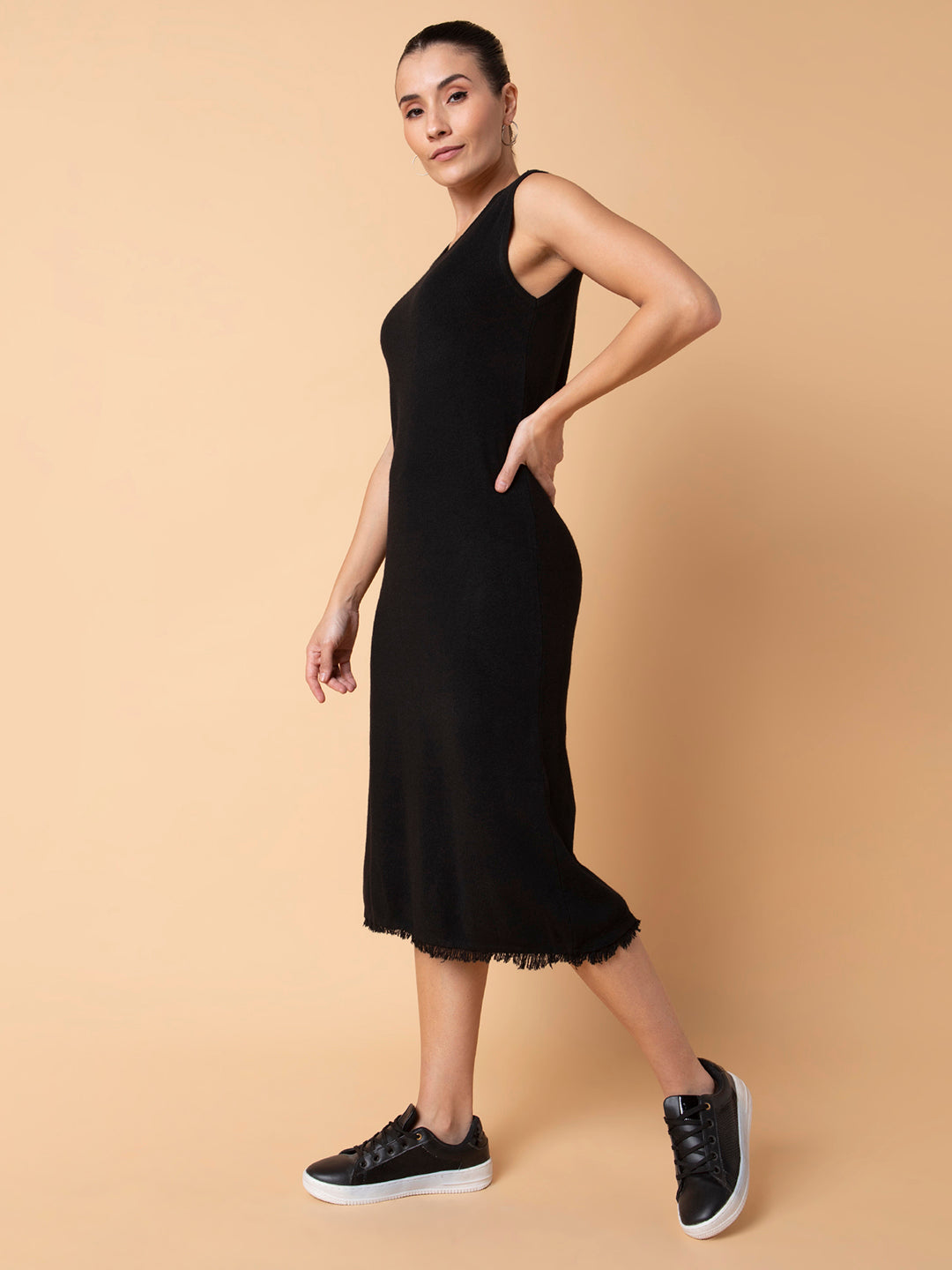 Women Solid Black Midi Sheath Dress