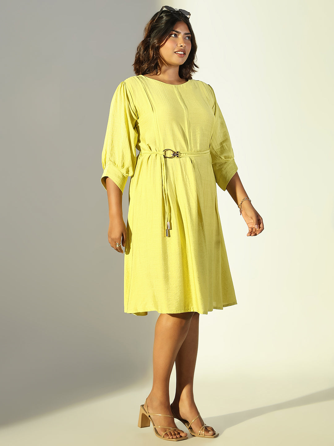 Women Yellow Solid A Line Dress with Belt