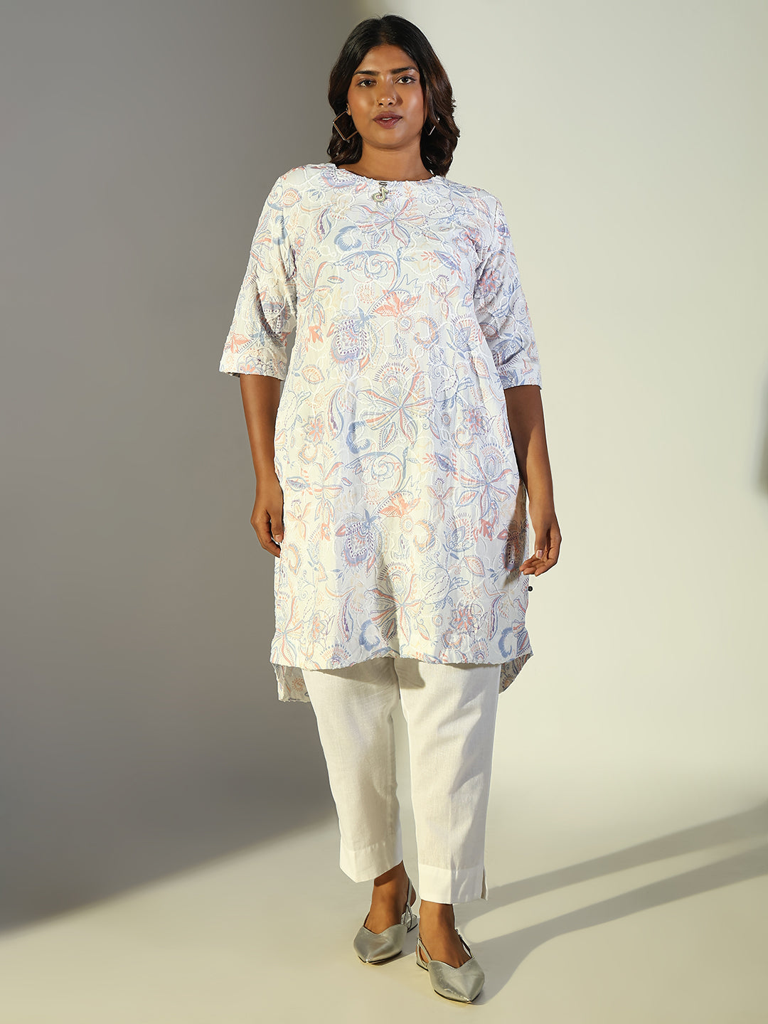 Women White Floral Straight Kurta