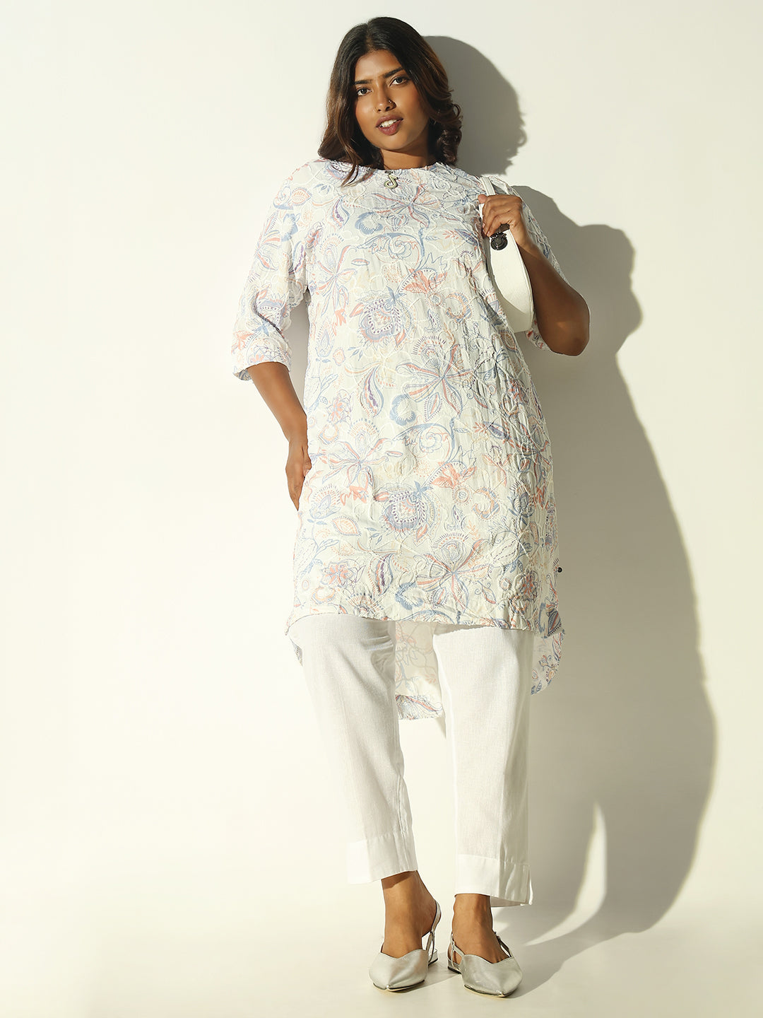 Women White Floral Straight Kurta