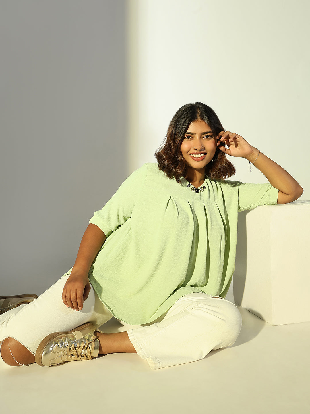 Women Green Solid A Line Top