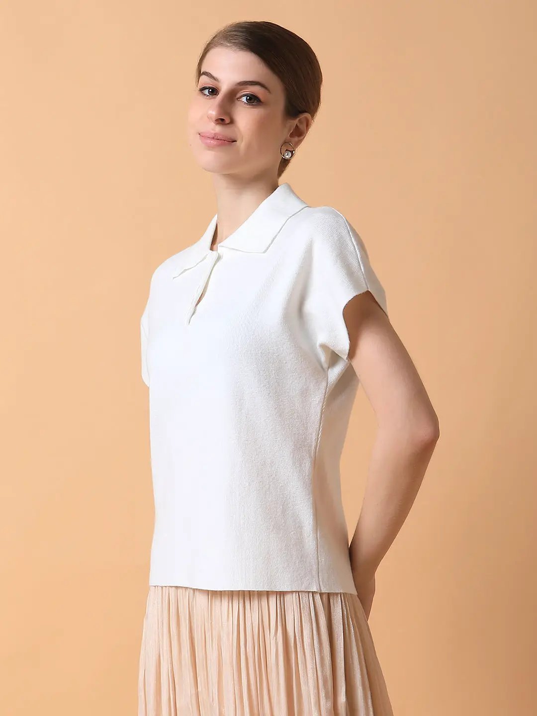 Women's Solid Off White Top