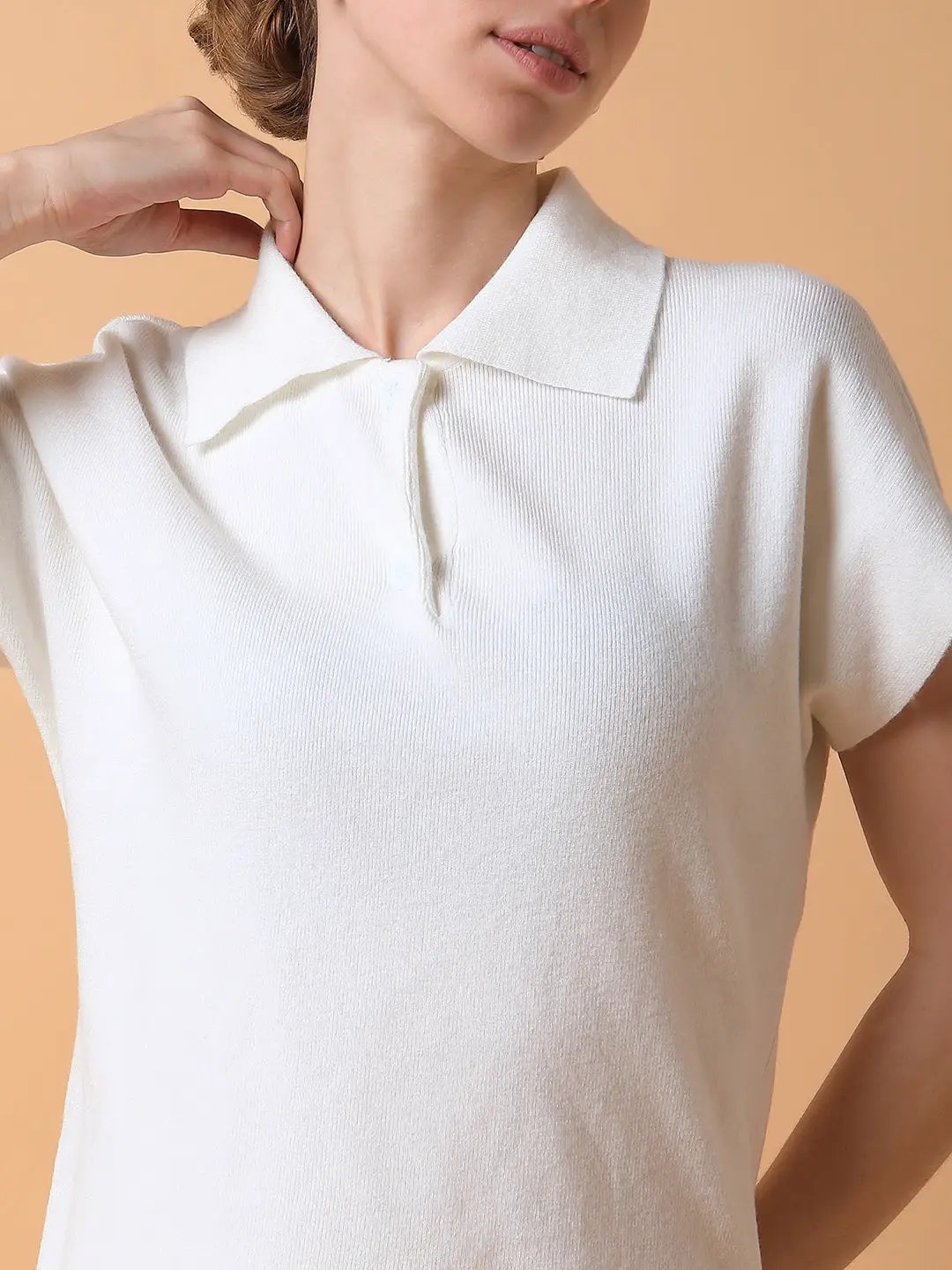 Women's Solid Off White Top