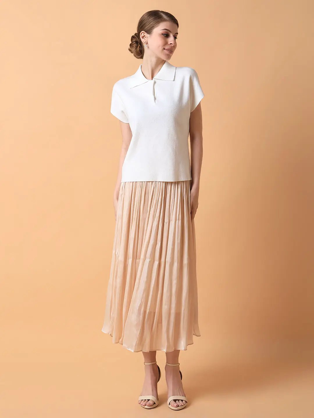 Women's Solid Off White Top