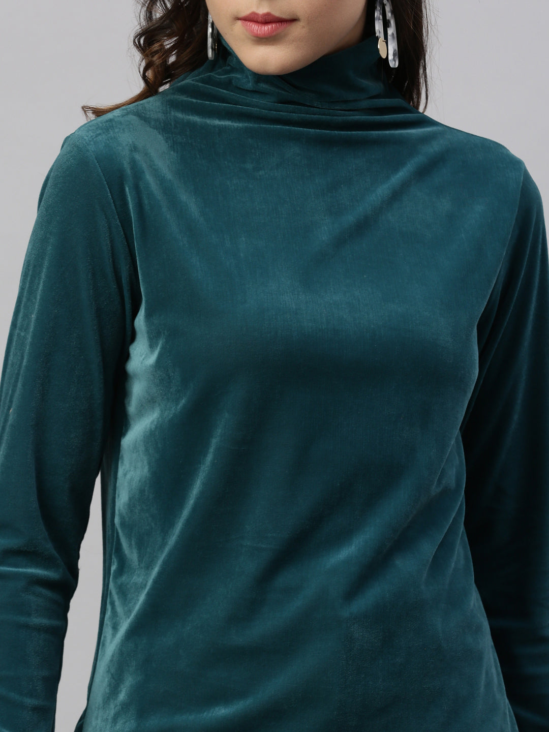 Women Solid Teal Top