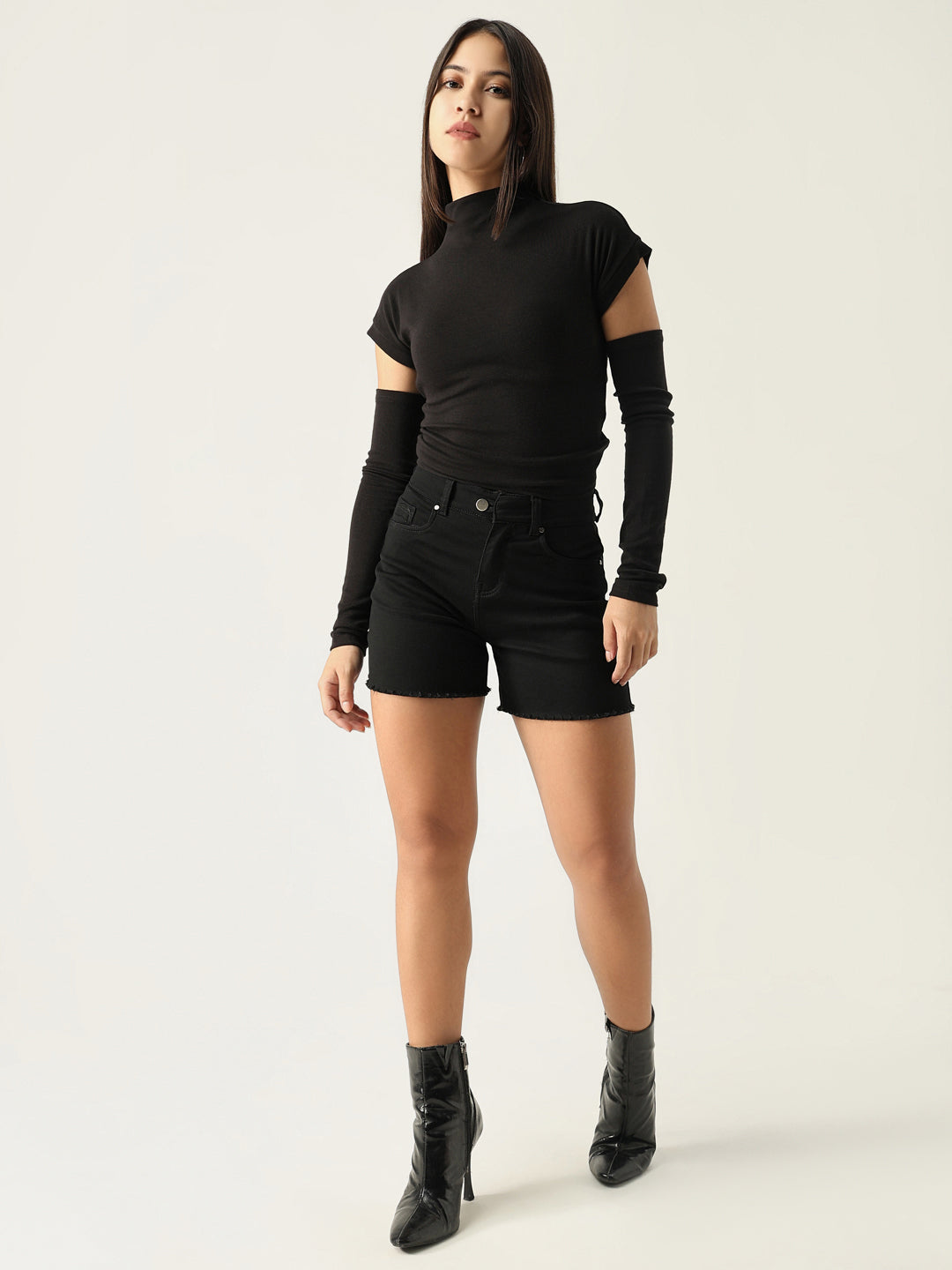 Women Solid Black Fitted Top