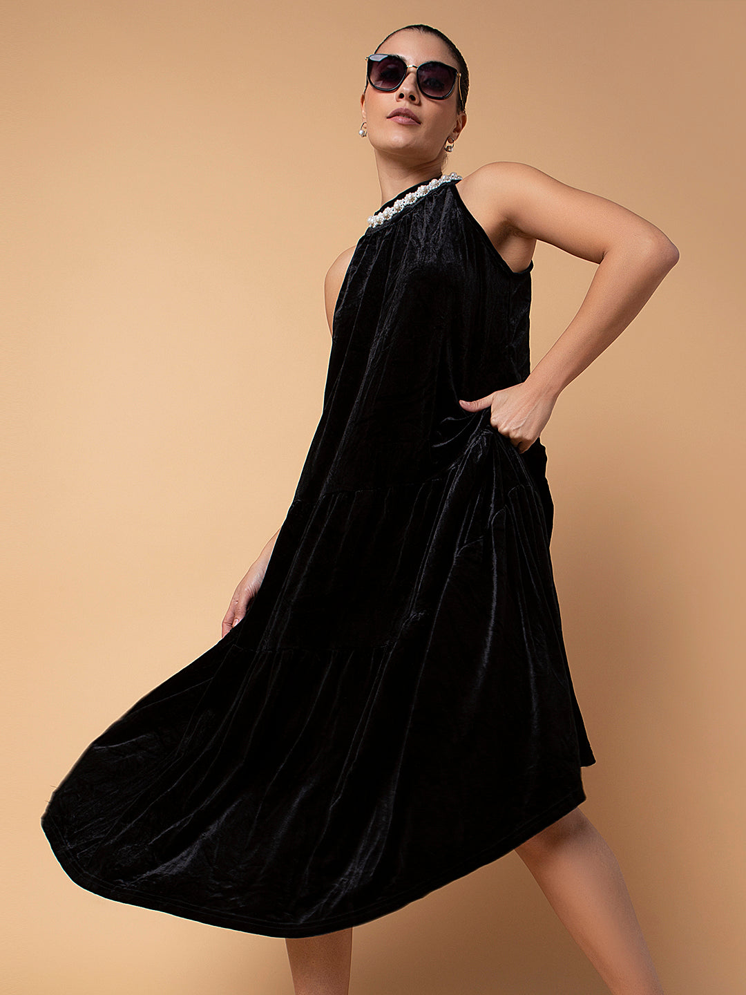 Women Solid Black Maxi A-Line Dress