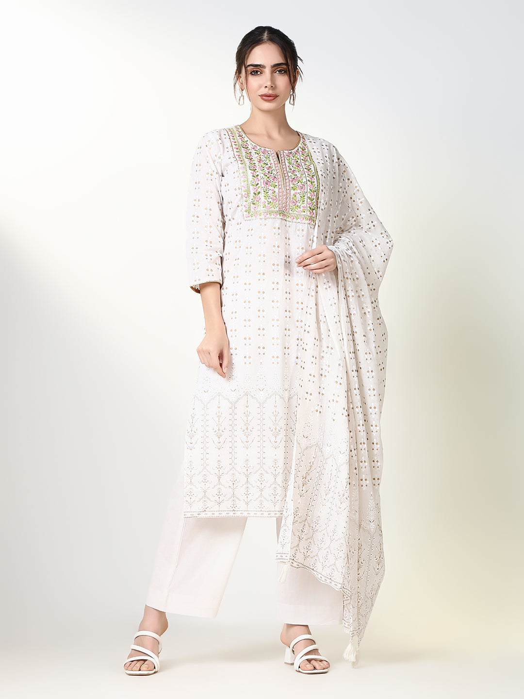 Women Floral Off White Straight Kurta Set with Dupatta