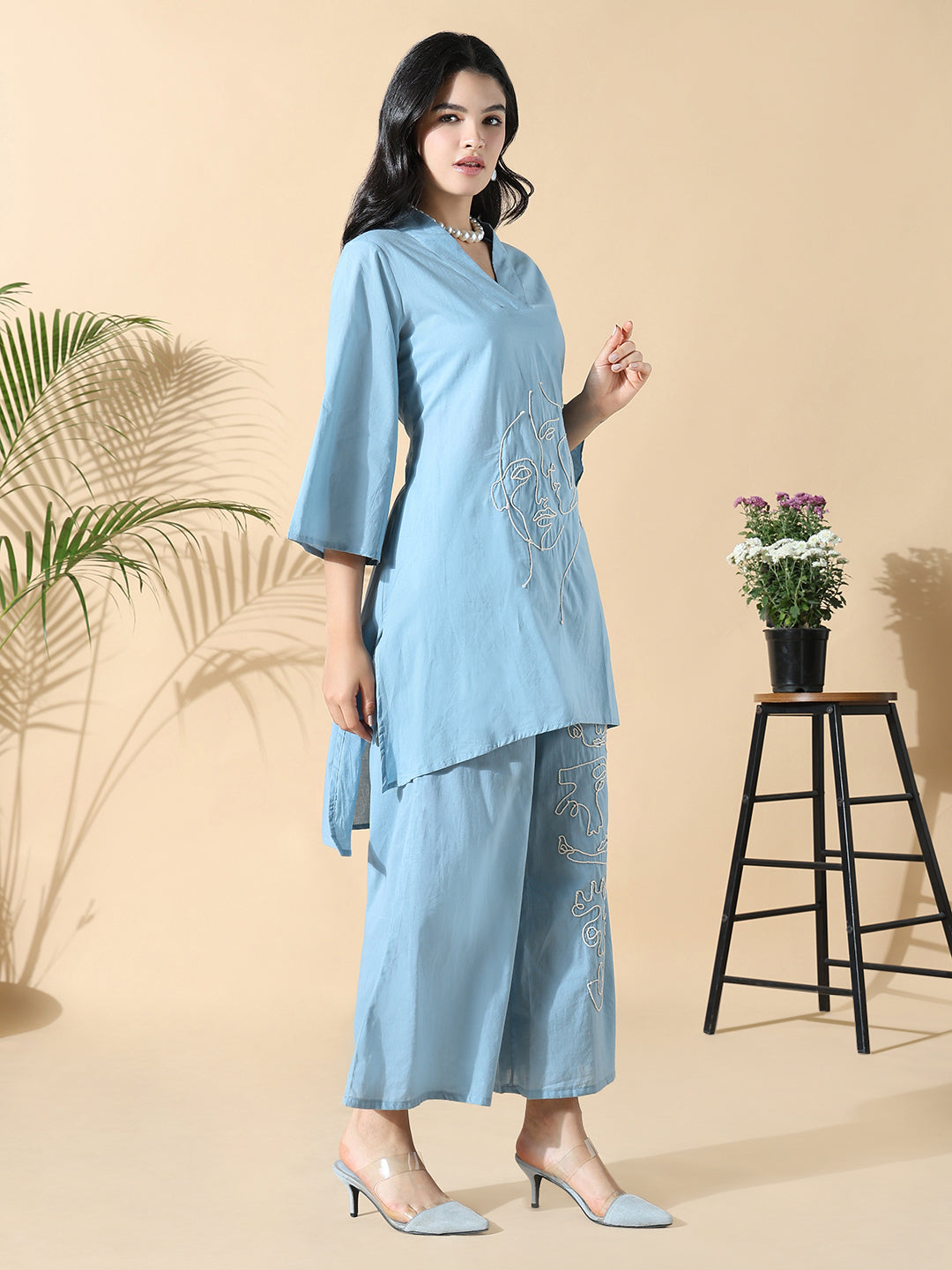 Women Abstract A-Line Thread Work Blue Kurta with Palazzos