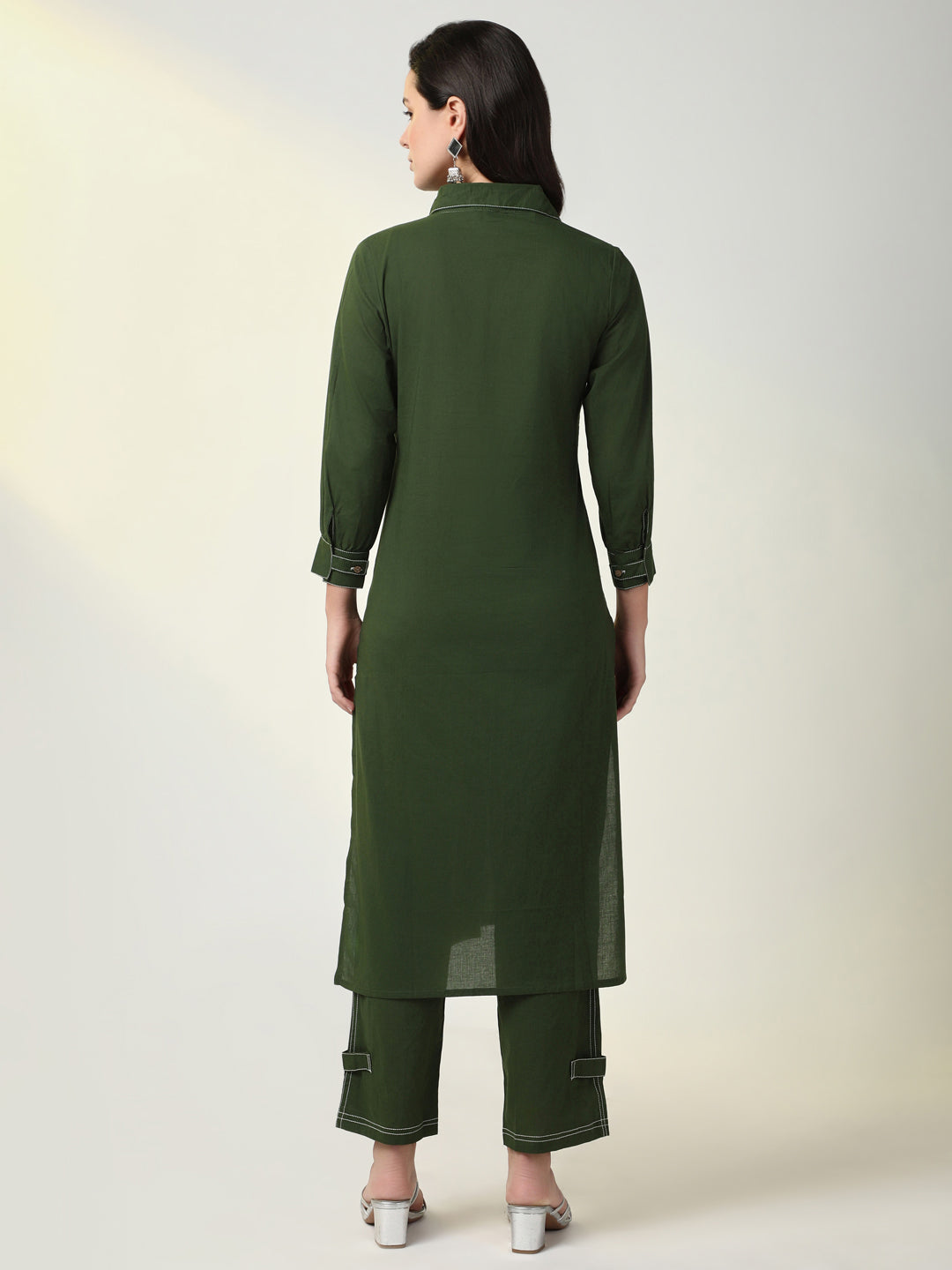 Women Green Solid Straight Kurta Set