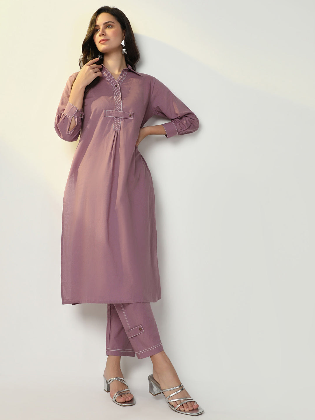 Women Lavender Solid Straight Kurta Set