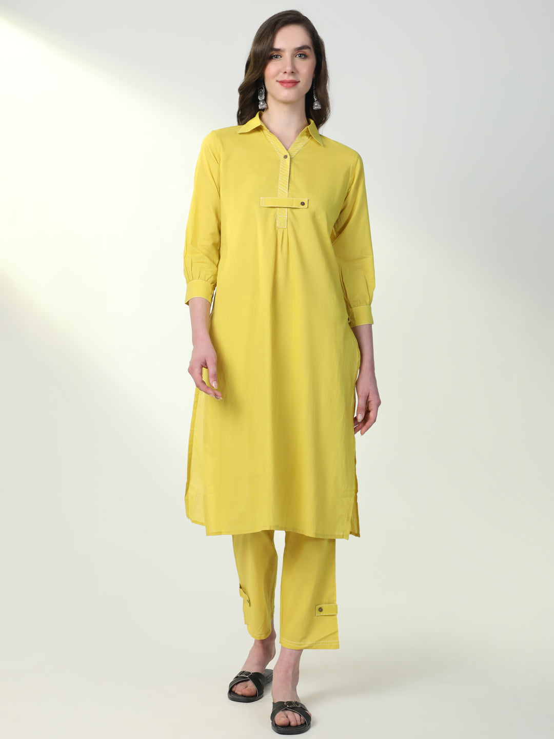 Women Yellow Solid Straight Kurta Set