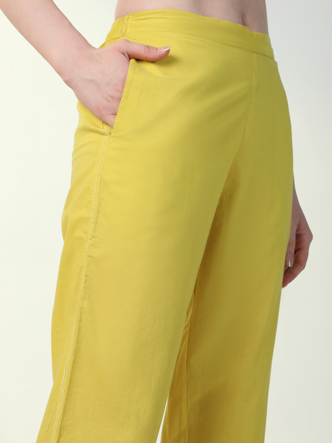 Women Yellow Solid Straight Kurta Set