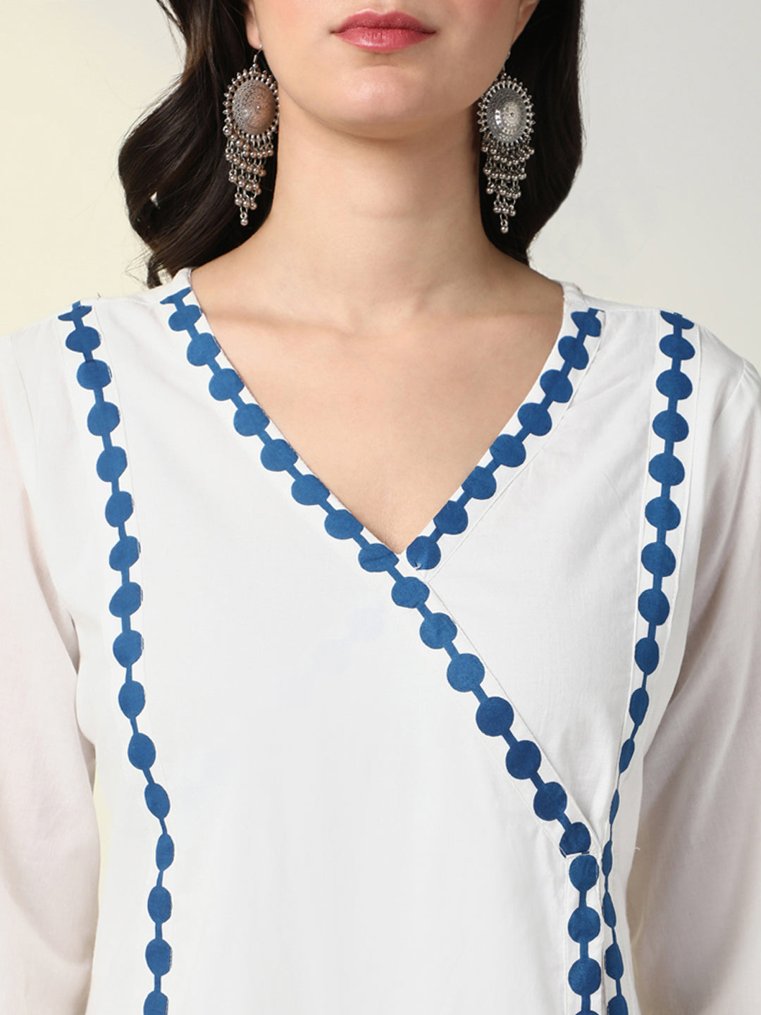 Women White Solid A-Line Kurta Set