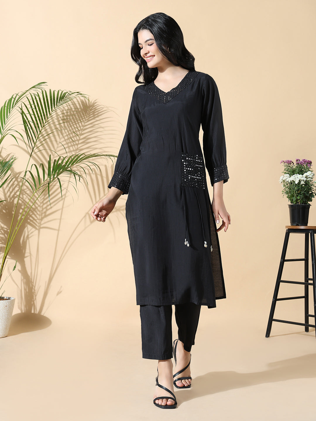 Women Solid Straight Sequinned Black Kurta Set