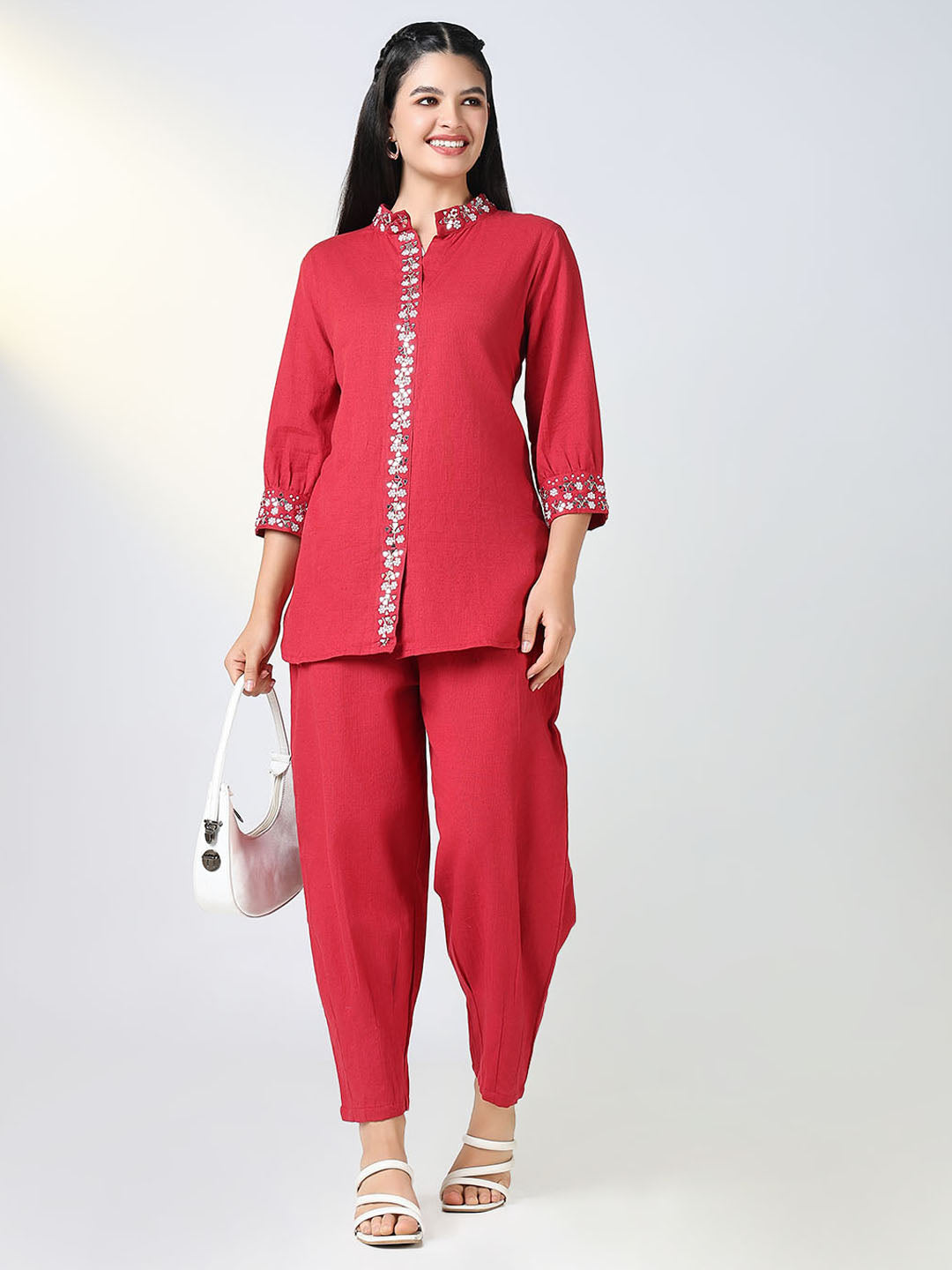 Women Red Solid Tunic Co Ords Set with White Embroidery