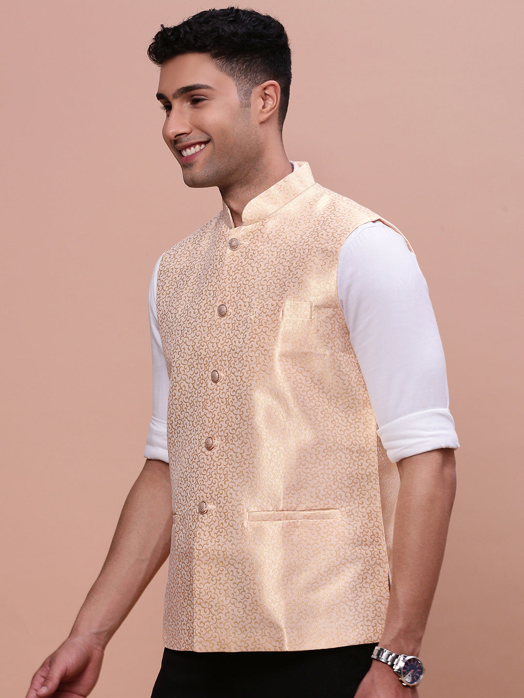 Men Woven Design Cream Slim Fit Nehru Jacket