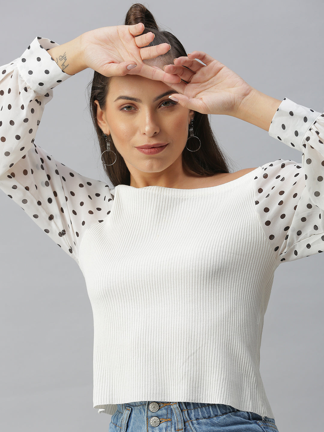 Women's Off-Shoulder Solid Off White Fitted Top