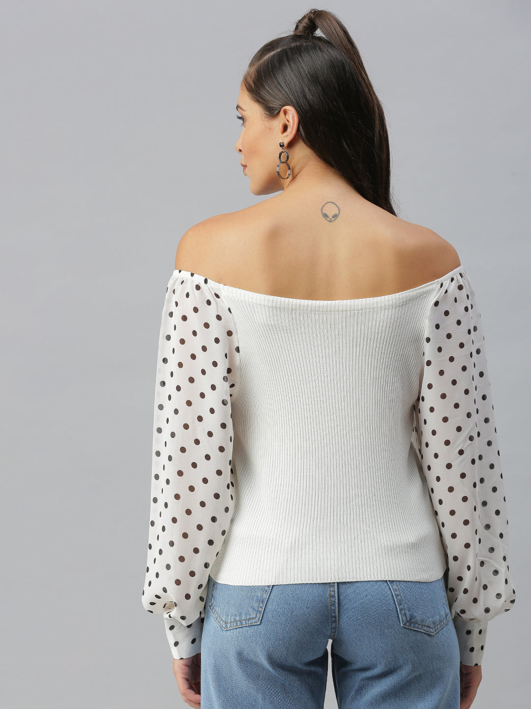 Women's Off-Shoulder Solid Off White Fitted Top