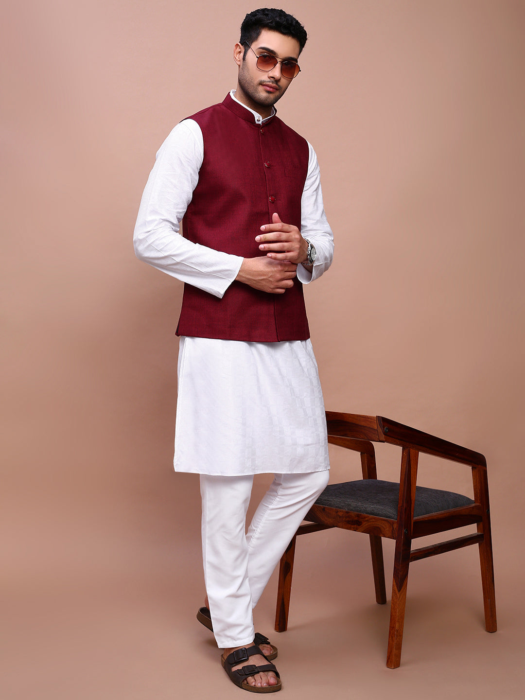 Men Solid Burgundy Slim Fit Nehru Jacket