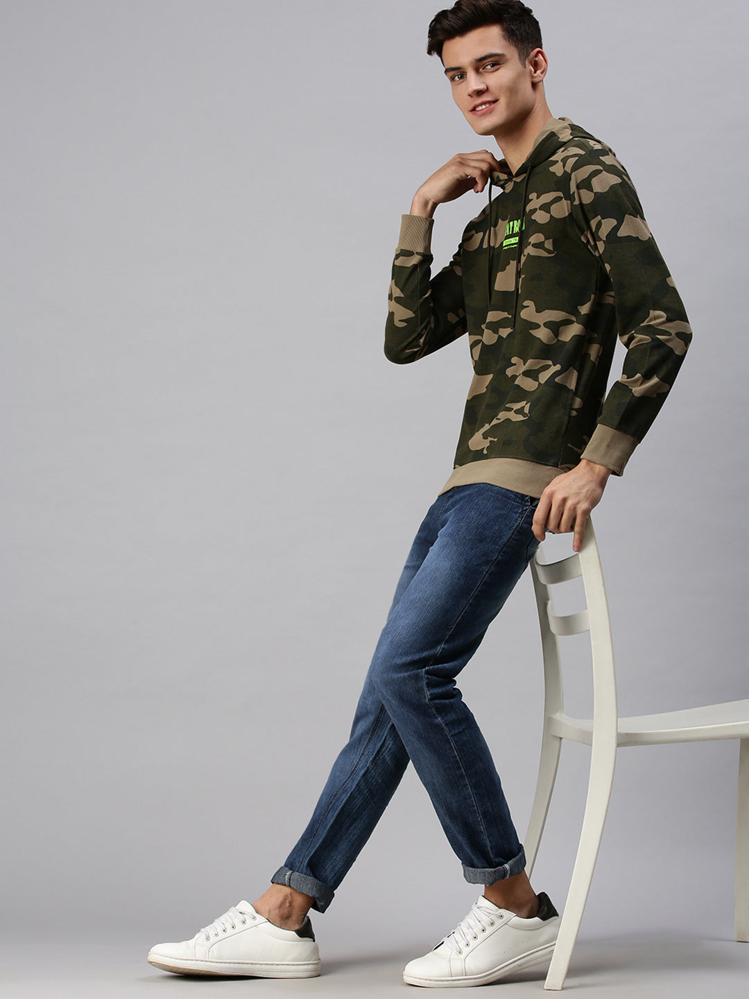 Men Hooded Camouflage Green Sweatshirt