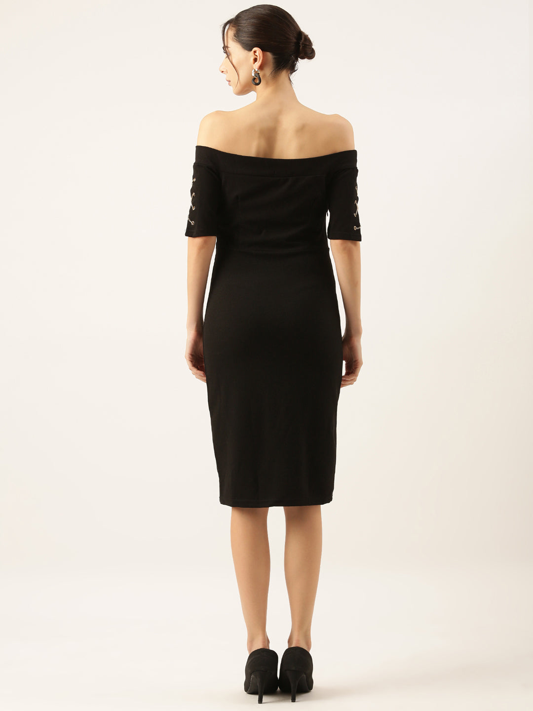 Women Solid Black Sheath Dress