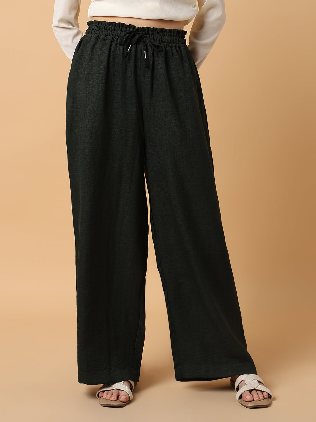 Women Solid Green Trouser