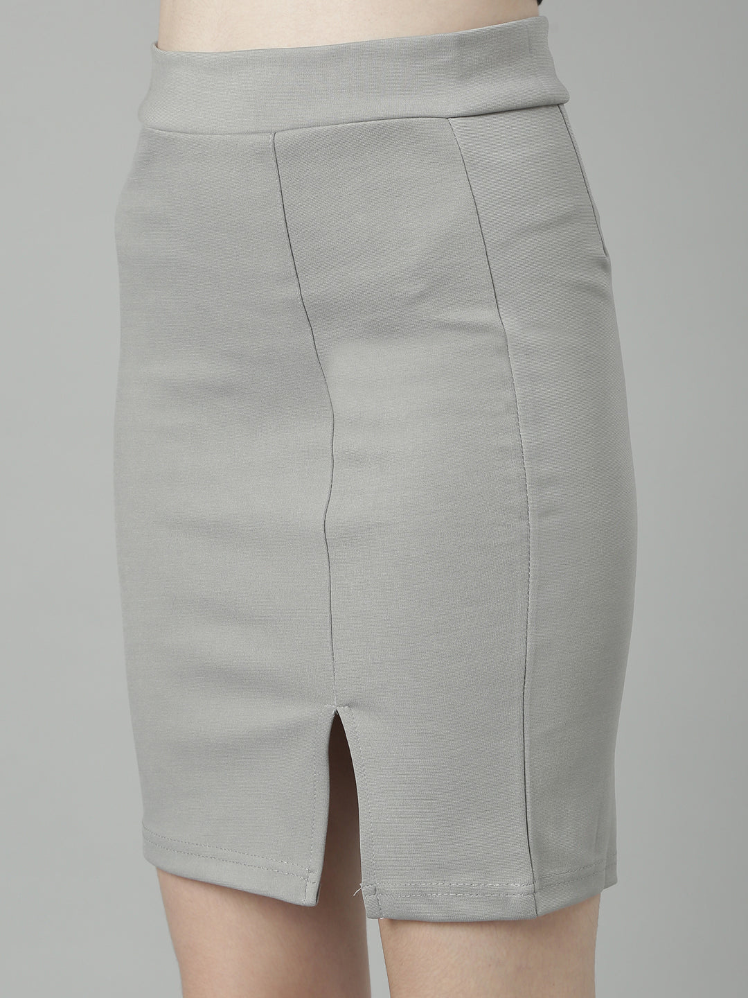 Women Solid Crepe Pencil Skirt