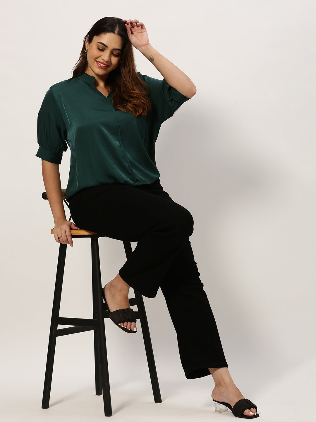 Women's Mandarin Collar Solid Green Top
