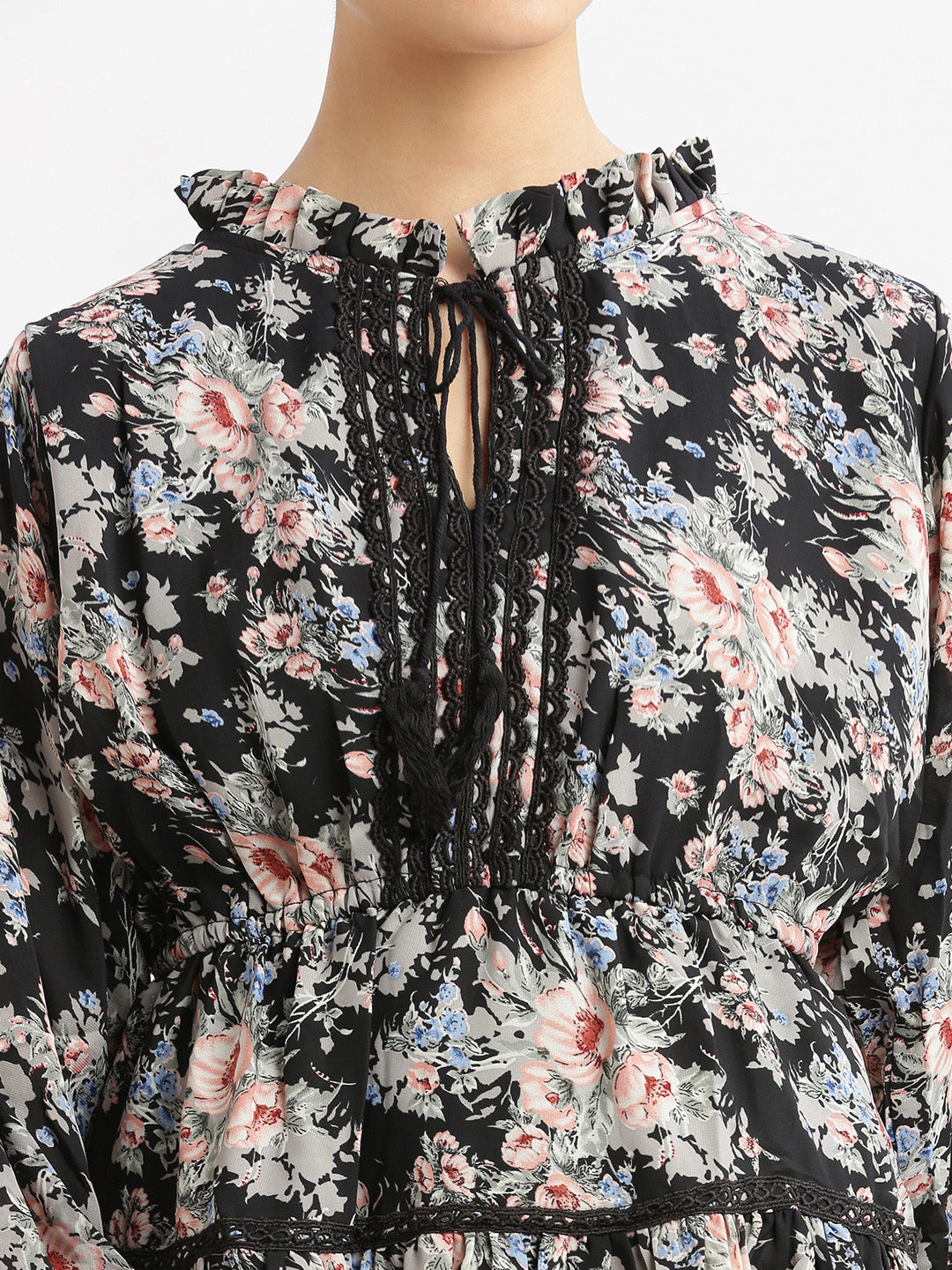 Women Black Floral Peplum Top