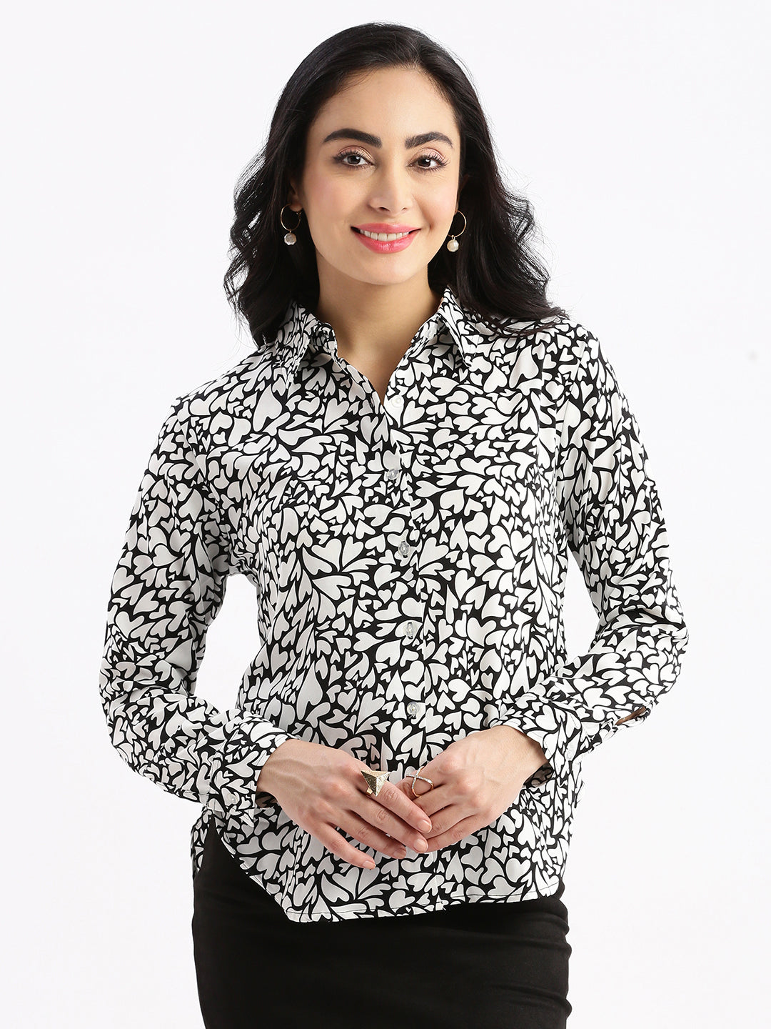 Women Graphic Print Black Slim Fit Shirt