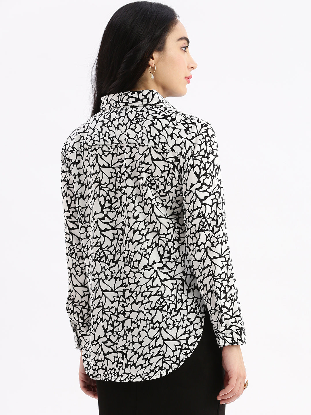 Women Graphic Print Black Slim Fit Shirt