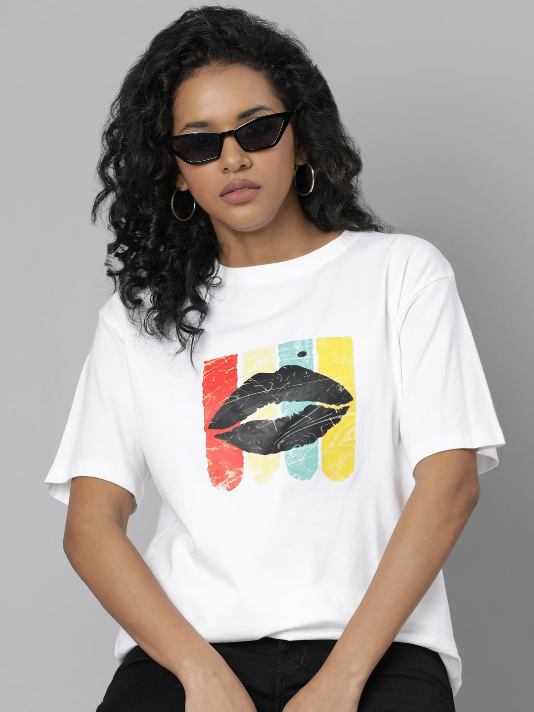 Women White Graphic T Shirt